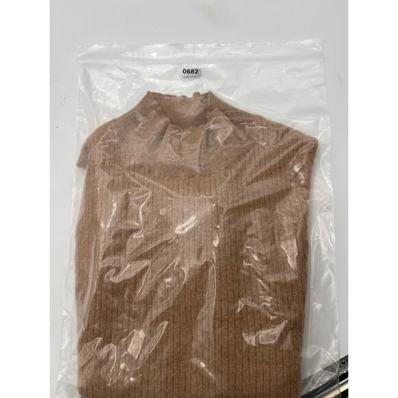 Halston hundred percent extra fine merino wool Sz XS - S Camel Brown Mocha Latte - Picture 8 of 9